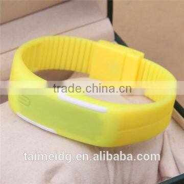 Manufacturer from china led rubber watch