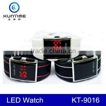 2014 Promotional Popular Fashion Rubber Men's LED Watches for Students photo-3