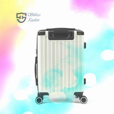 Hot Sale Large Capacity Lightweight Suitcase Luggage 3 Set PC Vintage Travel Luggage Set photo-2