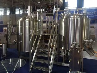 304 Stainless Steel Large Scale Brewing Equipment With PLC Control System photo-2
