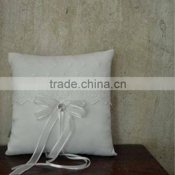 Half-Laced Wedding Ring Pillow JS-W250