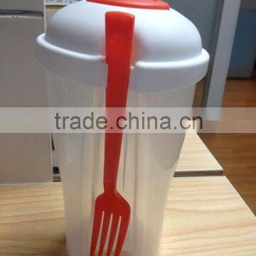 2015 Popular Plastic Salad Dressing Shaker With Fork