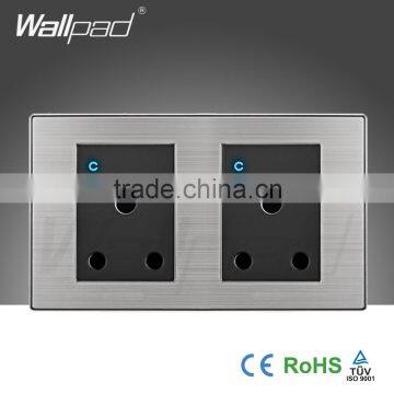 Wholesaler Wallpad Luxury Wall Light Switch Panel Random Click LED Indicator UK Double 1 Gang 3 Pin 15A Socket Switch Outlet