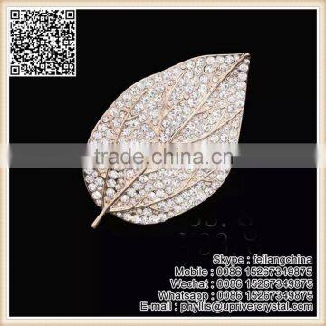 Simple Elegant Gold Crystal Leaf Pin Brooch For Women And Man Clothes