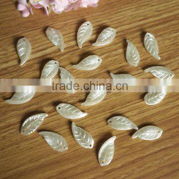 Star Light New Arrival Big Size Leaf Shaped Loose Pearls For DIY Use Plastic Pearl Sew on Beads Accessory Factory photo-2