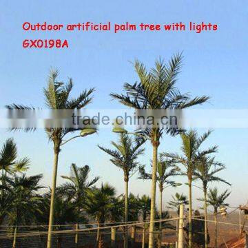 Outdoor artificial palm tree with LED light China manufacturer