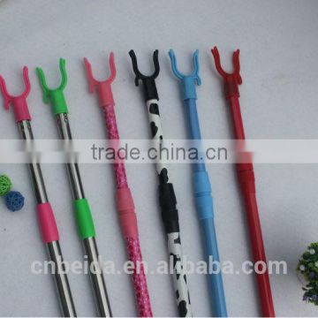 Wholesaling Cloth hanger fork with outlocking telescopic metla /steel handle