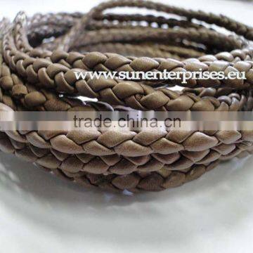 Braided Leather cords -Round braided in Nappa - 4 mm - Light pink