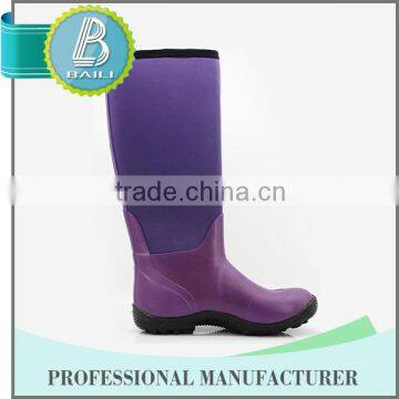 Low price 100% Natural Rubber Waterproof pvc rain boot