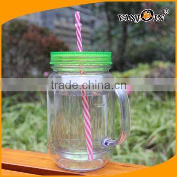 24 oz Plastic Mason Jar With Mood Straw.