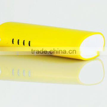 Hot Sale Portable Power Bank 5200mah for Phone and Tablet photo-2