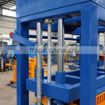 New Design QTF4-28 Diesel Powered Hydraulic Manual Interlocking Concrete Block Making Machine photo-5