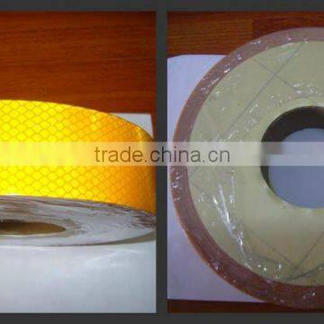 Micro-prismatic Diamond Grade Reflective Tape