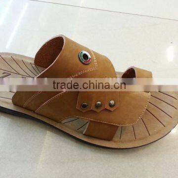 new design cheap beach pu slipper for men