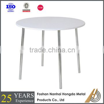 small white child round table