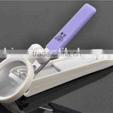 Elderly nail cutter nail cutter with magnifier