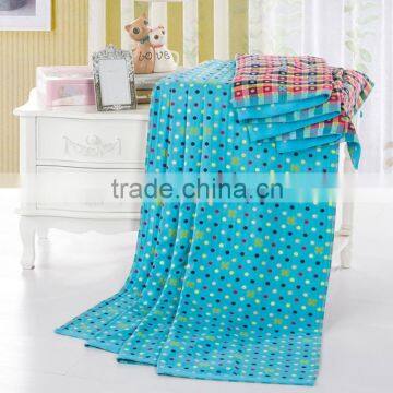 China factory supply newest design dot printed 100% cotton jacquard cheap towelling coverlet