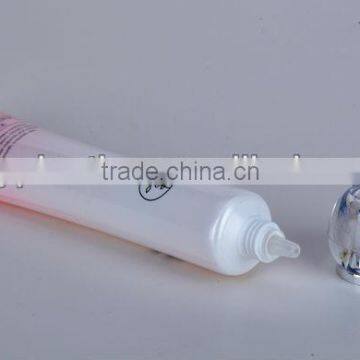 Extruded Plastic Tubes for Sunblock Packaging