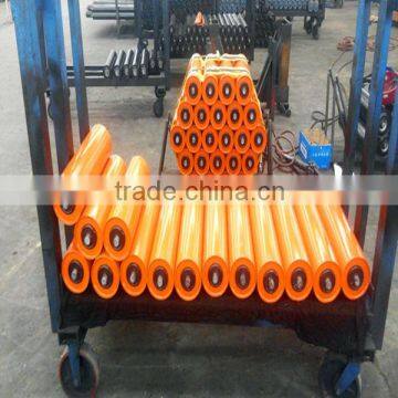 Conveyor trough idler roller