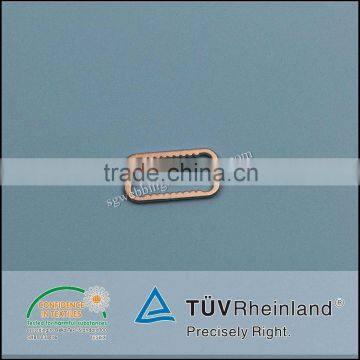 New style bra adjuster with teeth
