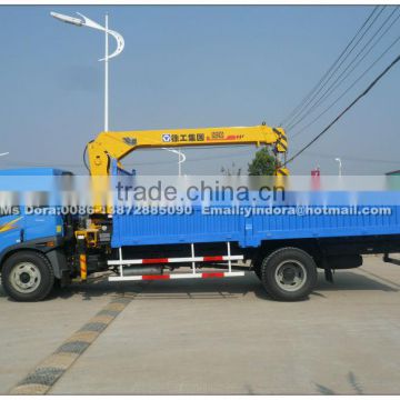 FAW 4X2 5 ton truck with crane