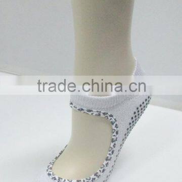 Open Top Non-slip Yoga Pilates Sock photo-3