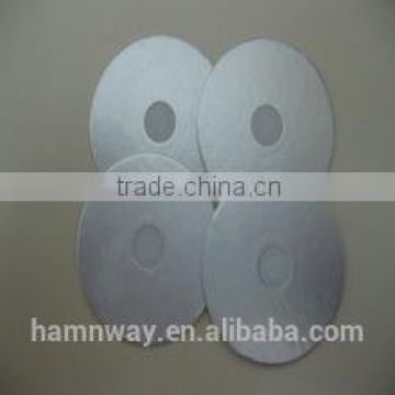 vent liner for plastic container cover