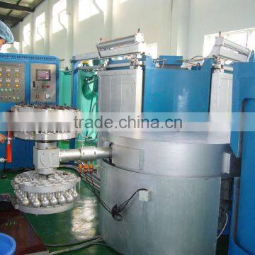 Rotomolding machine for tanks