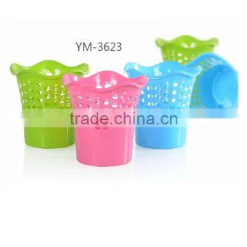 Apple plastic waste bin