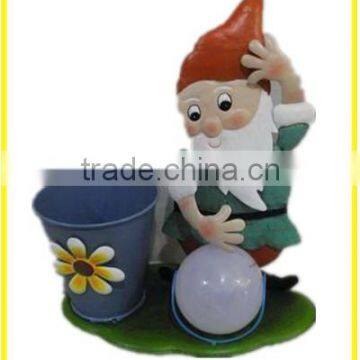 Christmas Sales Wholesale Outdoor Garden Gnome Drwaf Solar Light With Planter Decoration for Christmas Festival photo-2