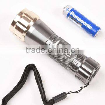 AK-4035 High Quality Mini Aluminum Alloy Flash Light photo-3