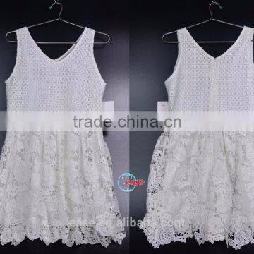 Hot Sale New Design Summer Women Skirt Suit White Lace Sleeveless Top Split Bandage Lace Skirt