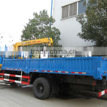 DongFeng 3.2ton Truck Loader Crane