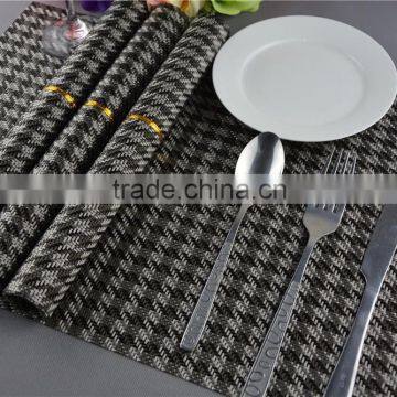 Fashion Popular Grey Grid Pvc Placemat Modern Plastic Hotel Heat Insulation Pad Napkin Dining Table Mat Coasters photo-3