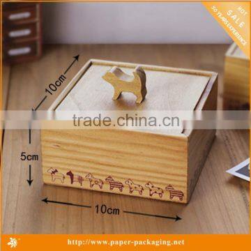 China Alibaba Small Pine Wood Gift Box with Lids Wholesale