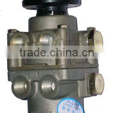 High quality Foot Brake Valve for yutong bus