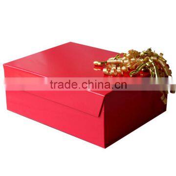 paper fancy gift box with ornament