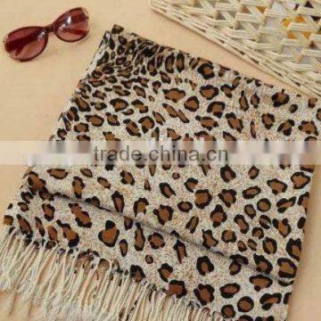 leopard printed pashmina scarf new 33