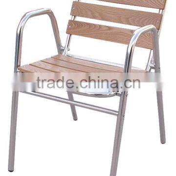 Trade assurance cast aluminum wooden chair with armrest