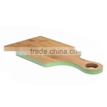 bamboo chopping board with nonslip rim