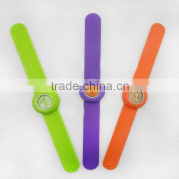 Wholesale best price quartz slap silicon watch for kids