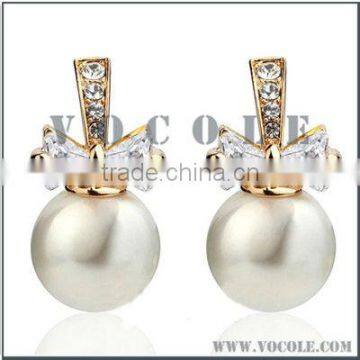 Big pearls pandent bowknot diamond metal alloy earrings