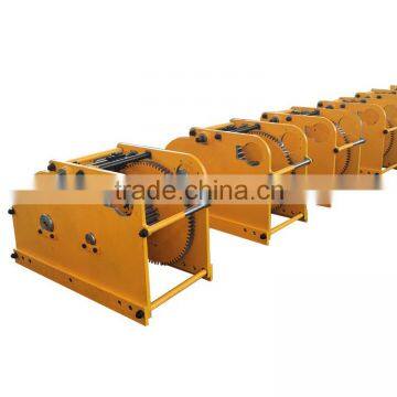 Rail transit low speed hand winch