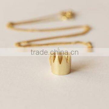 High Quality Silver and Gold Plated Princess Crown Pendant Necklace for Gril photo-4