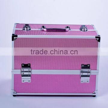 Soozier Professional 14" Pink Expandable Professional Makeup Artist Cosmetic Organizer Travel Case with Pull-Out Trays - Pink