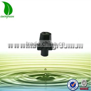 Single mist fogger nozzle for greenhouse irrigation