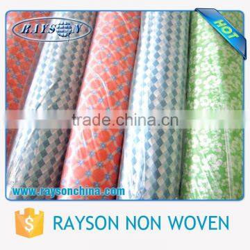 Reasonable Price Colorful Soft Touched Protect Table Nonwoven Airlaid Fabric Square Tablecloth in roll