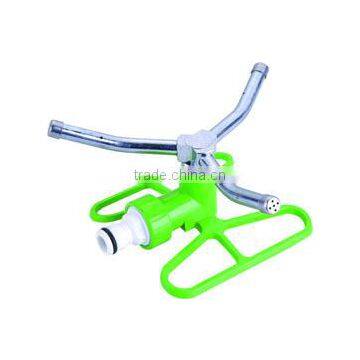 3-arm metal rotary garden irrigation sprinkler with base