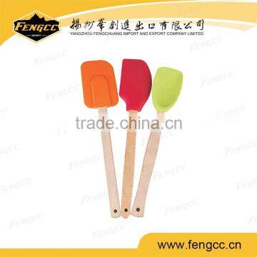 FDA LFGB best food grade quality silicone scraper / spatula with wood handle