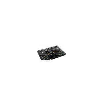 Native Instruments TRAKTOR KONTROL S4 DJ Performance System